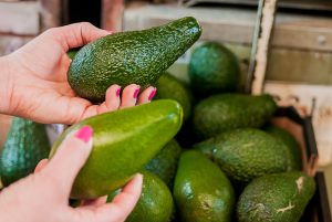 comprar aguacate valenciano online- cajón