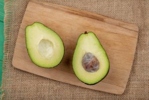 Aguacate valenciano online - en la cocina